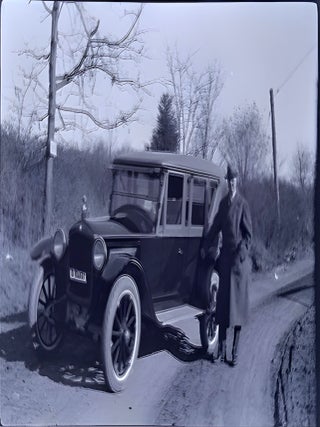 Item #2683 [Automobilia][Missouri] Bringing Home the Hup--8 Photos from 1922